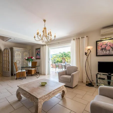 Villa Clos Des Collines By Interhome